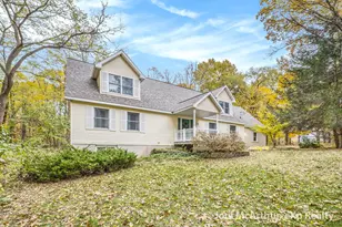 7504 Lincoln Lake Rd NE, Belding, MI 48809 - Photo 3