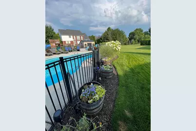 47376 Hidden Meadows Drive, Macomb, MI 48044 - Photo 31