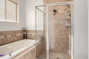 47376 Hidden Meadows Dr, Macomb, MI 48044 - Photo 17