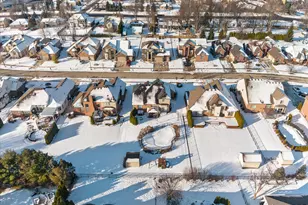 47376 Hidden Meadows Dr, Macomb, MI 48044 - Photo 37