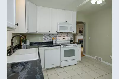 1921 Banbury Road, Kalamazoo, MI 49001 - Photo 11