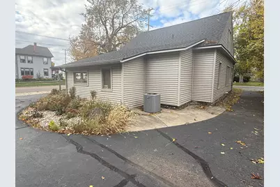 141 W Territorial Road, Battle Creek, MI 49015 - Photo 3