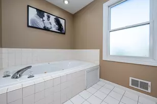 3800 Park Pl, Saint Joseph, MI 49085 - Photo 19