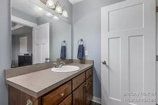5885 Farmview Dr, Allendale, MI 49401 - Photo 19