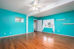 921 E Willoughby Rd, Lansing, MI 48911 - Photo 5