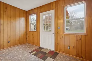 202 Overton St, Battle Creek, MI 49014 - Photo 5