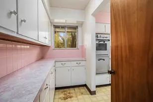 236 Central St, Battle Creek, MI 49017 - Photo 9