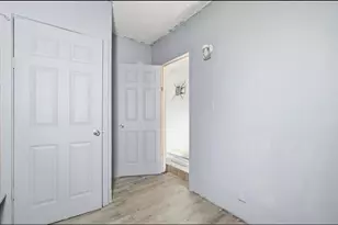 1096 Pearl St, Benton Harbor, MI 49022 - Photo 7