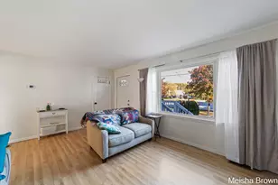 655 E Ellis Rd, Norton Shores, MI 49441 - Photo 9