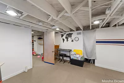 655 E Ellis Road, Norton Shores, MI 49441 - Photo 35