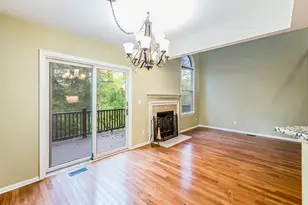 2434 Mulberry Ct, Ann Arbor, MI 48104 - Photo 9