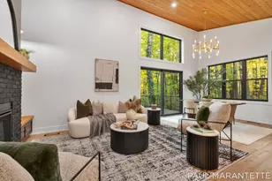 9421 Lakeview Ct, West Olive, MI 49460 - Photo 11