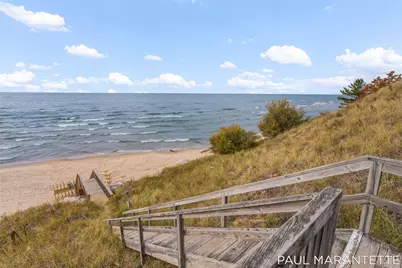 9421 Lakeview Court, West Olive, MI 49460 - Photo 59