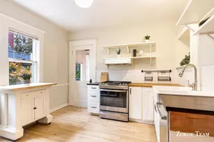 240 Calkins Ave SE, Grand Rapids, MI 49506 - Photo 13