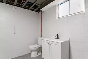 1680 Kalamazoo Ave SE, Grand Rapids, MI 49507 - Photo 45