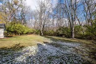 25200 Waycross Rd, Southfield, MI 48033 - Photo 23