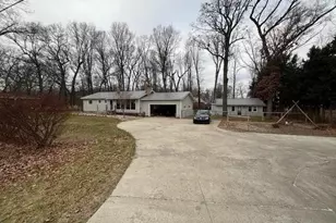 11834 W Carson City Road Rd, Greenville, MI 48838 - Photo 3