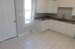 607 Kosciusko St, Manistee, MI 49660 - Photo 9