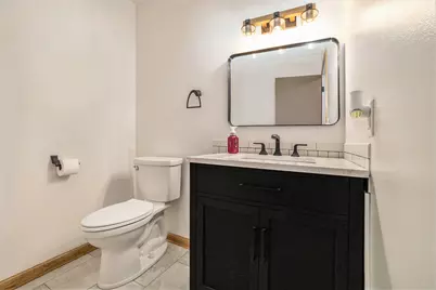 2700 Birchcrest Drive SE, Grand Rapids, MI 49506 - Photo 7