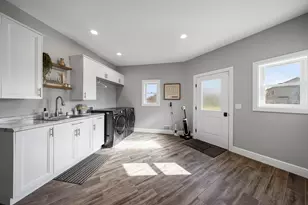 10914 Doves Point, Brighton, MI 48114 - Photo 19