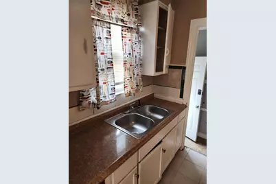 20529 Irvington Street, Highland Park, MI 48203 - Photo 9