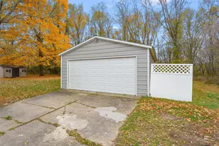 1055 W Michigan Ave W, Battle Creek, MI 49037 - Photo 29