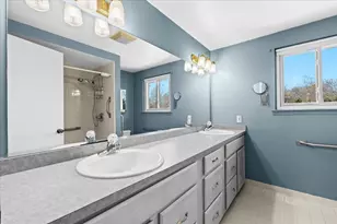 9469 Baywood Dr, Plymouth, MI 48170 - Photo 23