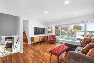 48102 W Mckean Dr, New Buffalo, MI 49117 - Photo 9