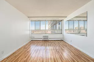 8900 E Jefferson Ave, Detroit, MI 48214 - Photo 9