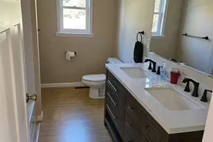 284 E Sternberg Rd, Norton Shores, MI 49441 - Photo 5