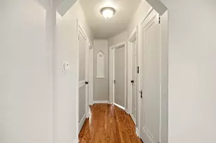 21824 Colony St, Saint Clair Shores, MI 48080 - Photo 9