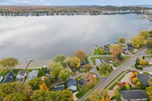 2016 Lake St, Holland, MI 49424 - Photo 29