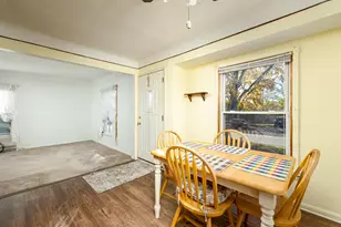 1042 Champaign Rd, Lincoln Park, MI 48146 - Photo 5