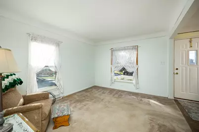 1042 Champaign Road, Lincoln Park, MI 48146 - Photo 9