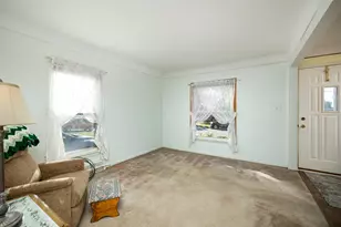 1042 Champaign Rd, Lincoln Park, MI 48146 - Photo 9