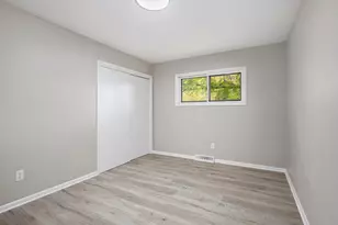 3935 Grape Ave NE, Grand Rapids, MI 49525 - Photo 13