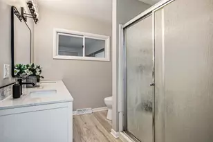 3935 Grape Ave NE, Grand Rapids, MI 49525 - Photo 15