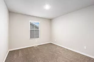 834 Winchester St, Holland, MI 49423 - Photo 17