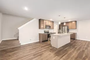 834 Winchester St, Holland, MI 49423 - Photo 5