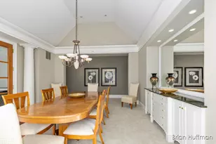 6029 Hillsborough Ct SW, Grandville, MI 49418 - Photo 21