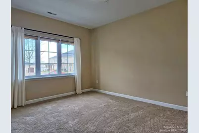 5643 Arbor Chase Drive, Ann Arbor, MI 48103 - Photo 11