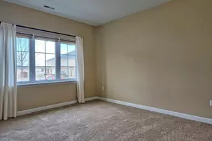 5643 Arbor Chase Dr, Ann Arbor, MI 48103 - Photo 11