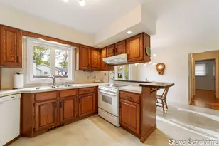 1423 Cornell Rd, Muskegon, MI 49441 - Photo 13