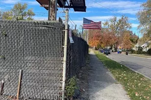 22512 W Warren Ave, Bedford, MI 48239 - Photo 1