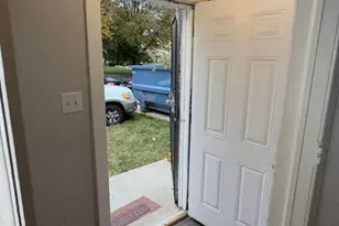 10800 Somerset Ave, Detroit, MI 48224 - Photo 7