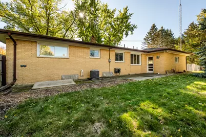 2781 N Trail Lane, Saint Joseph, MI 49085 - Photo 29