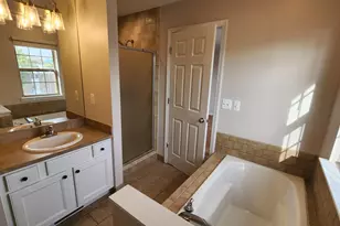 1574 Kessler Ave, Keego Harbor, MI 48320 - Photo 17