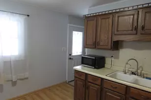 172 25th Street N, Battle Creek, MI 49015 - Photo 5