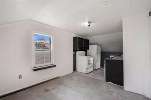 527 Main St, Dowagiac, MI 49047 - Photo 13