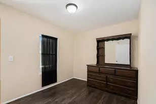 527 Main St, Dowagiac, MI 49047 - Photo 9